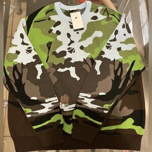 Nike Men's Crewneck Wilderness Sweater